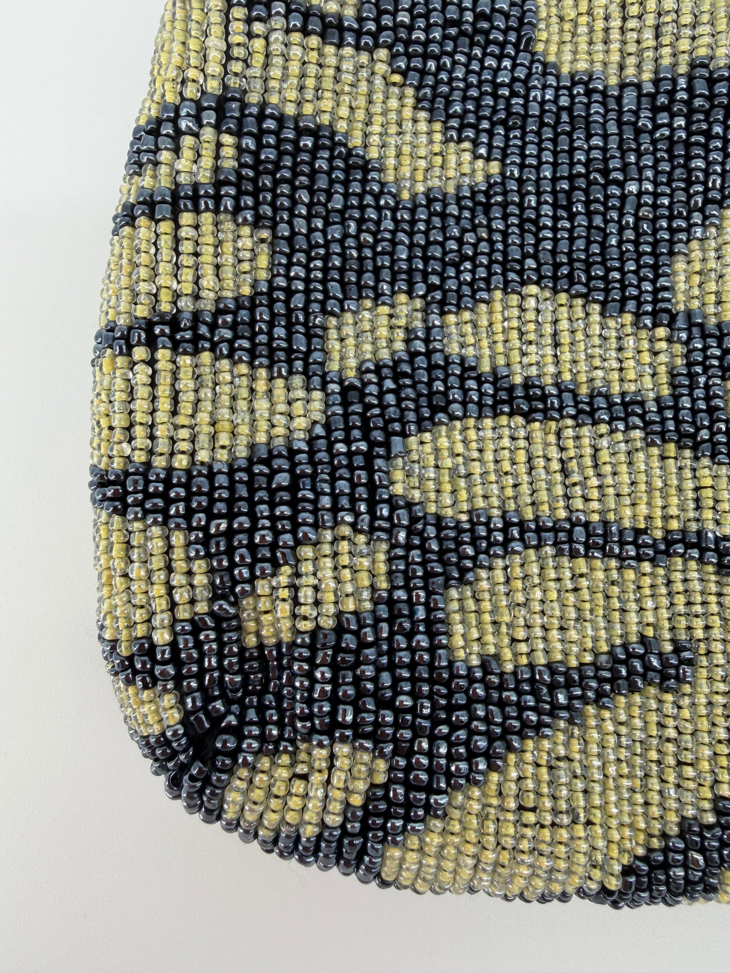 
                  
                    Tom Ford Era Gucci Zebra Crystal Beaded Chain Bag – Early 2000s Archival Collectible
                  
                