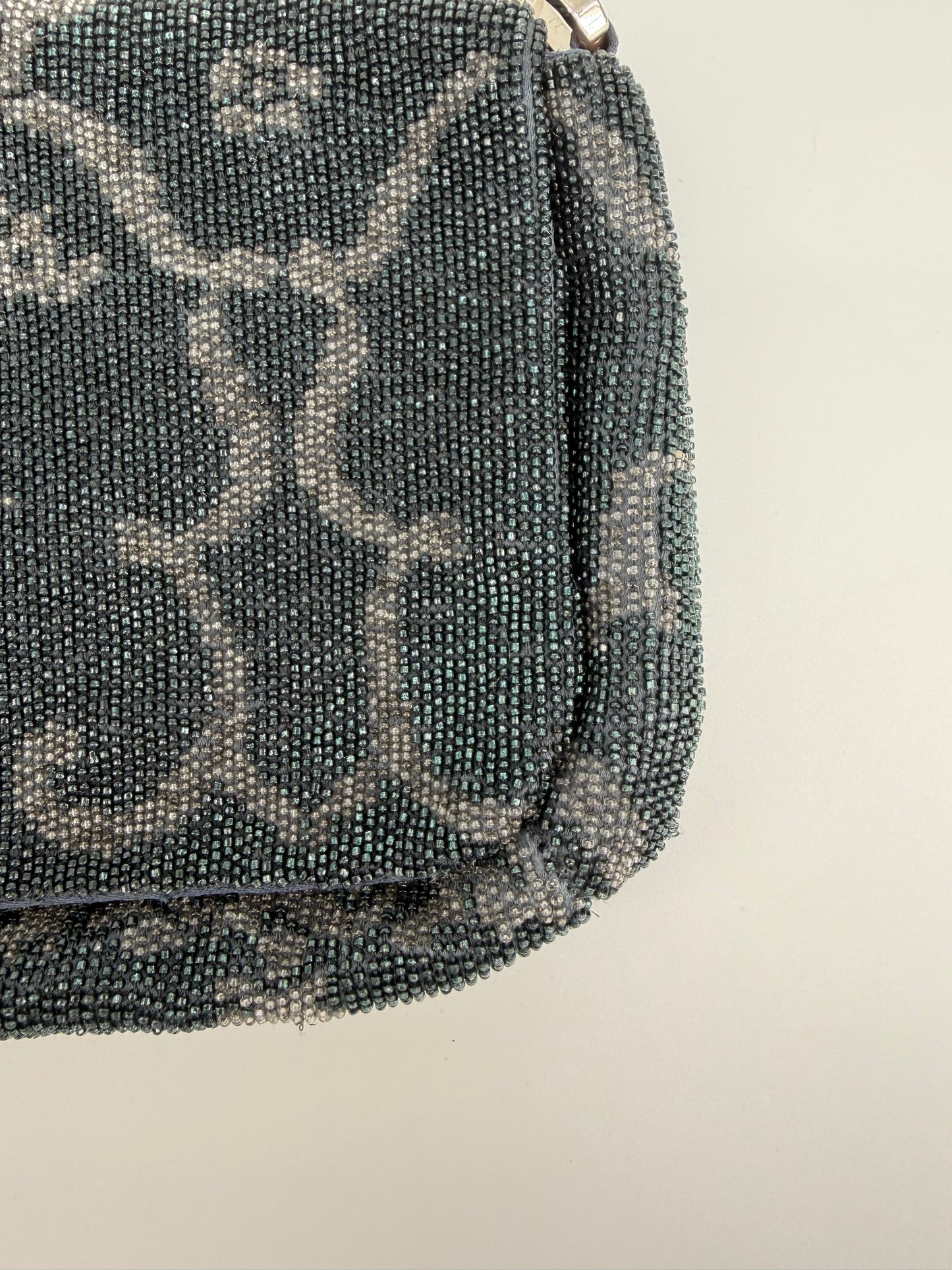 
                  
                    Tom Ford Era Gucci Baroque Beaded Chain Bag – Early 2000s Archival Collectible
                  
                