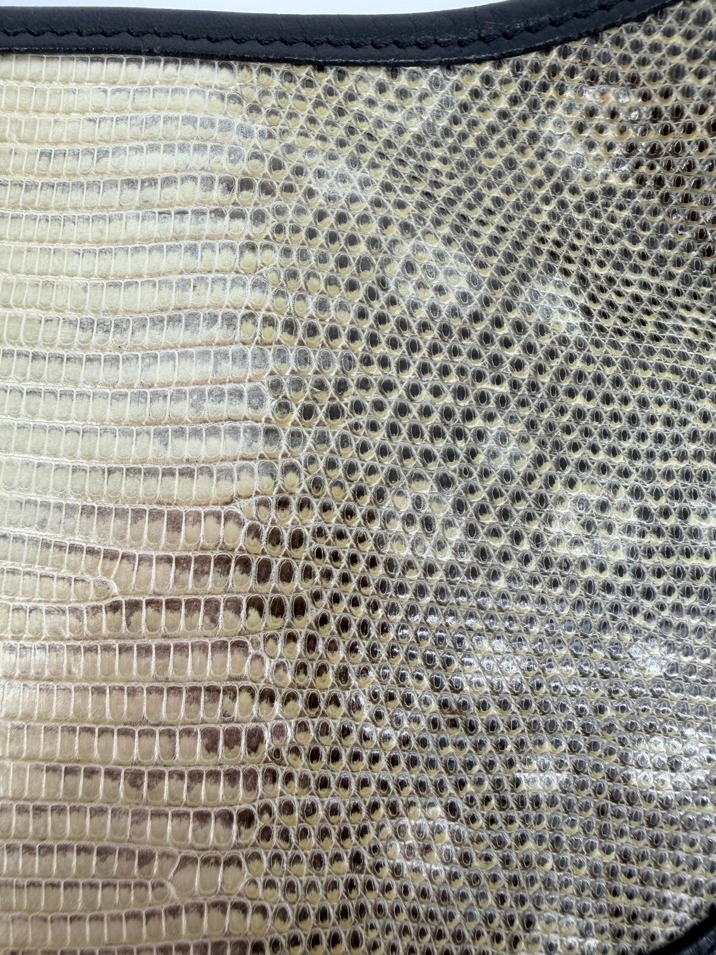 
                  
                    Tom Ford Era Gucci Lizard Skin and Leather Chain Bag – Early 2000s Archival Collectible
                  
                