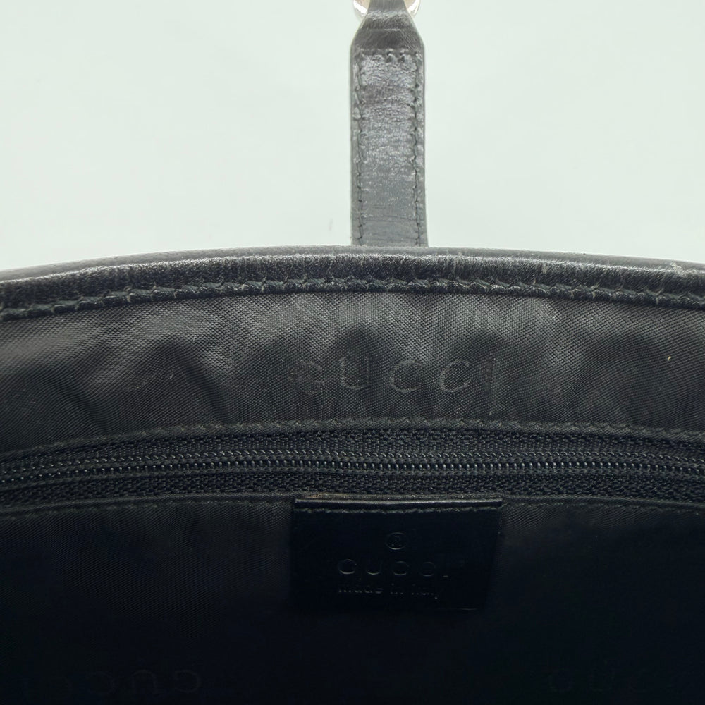 
                  
                    Tom Ford Era Gucci Lizard Skin and Leather Chain Bag – Early 2000s Archival Collectible
                  
                